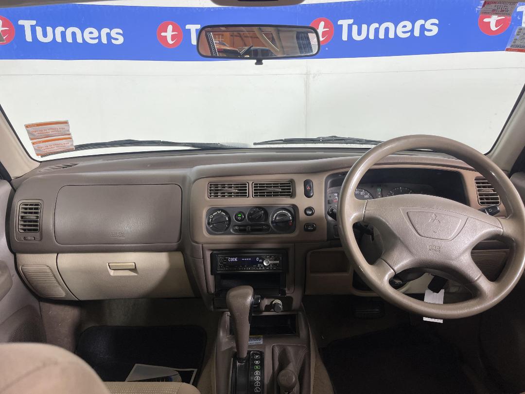 Photo '17' of Mitsubishi Challenger Photo '17' of Mitsubishi Challenger