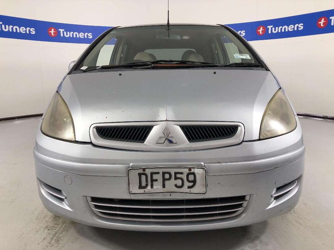 Photo '2' of Mitsubishi Colt Photo '2' of Mitsubishi Colt