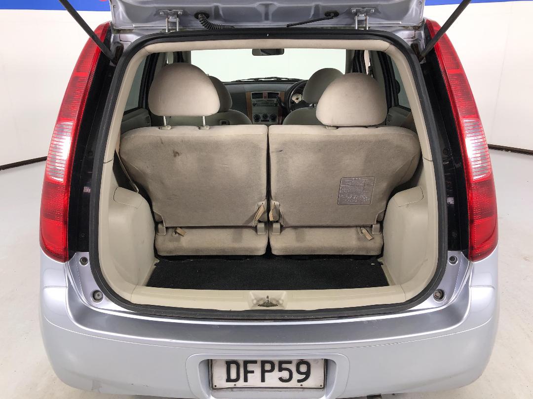 Photo '14' of Mitsubishi Colt Photo '14' of Mitsubishi Colt