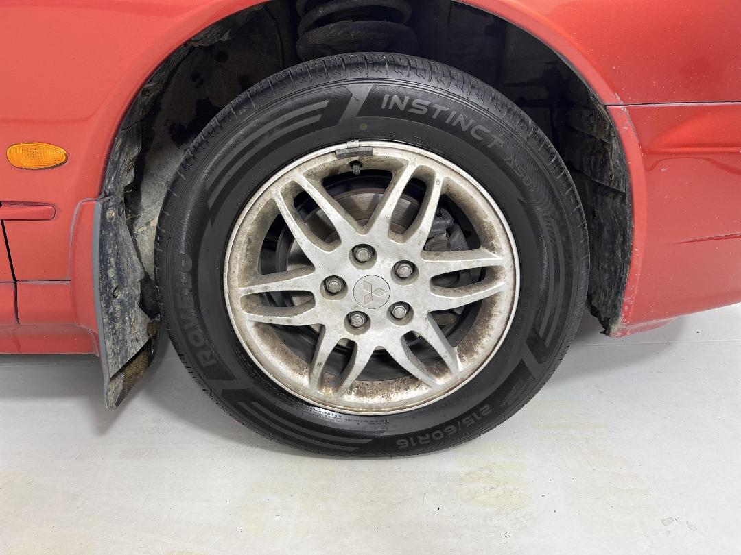 Photo '9' of Mitsubishi Diamante