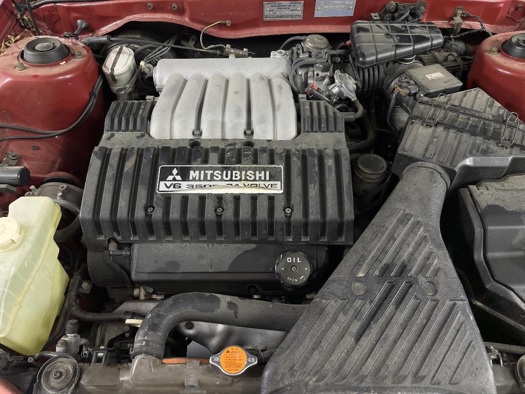 Photo '13' of Mitsubishi Diamante