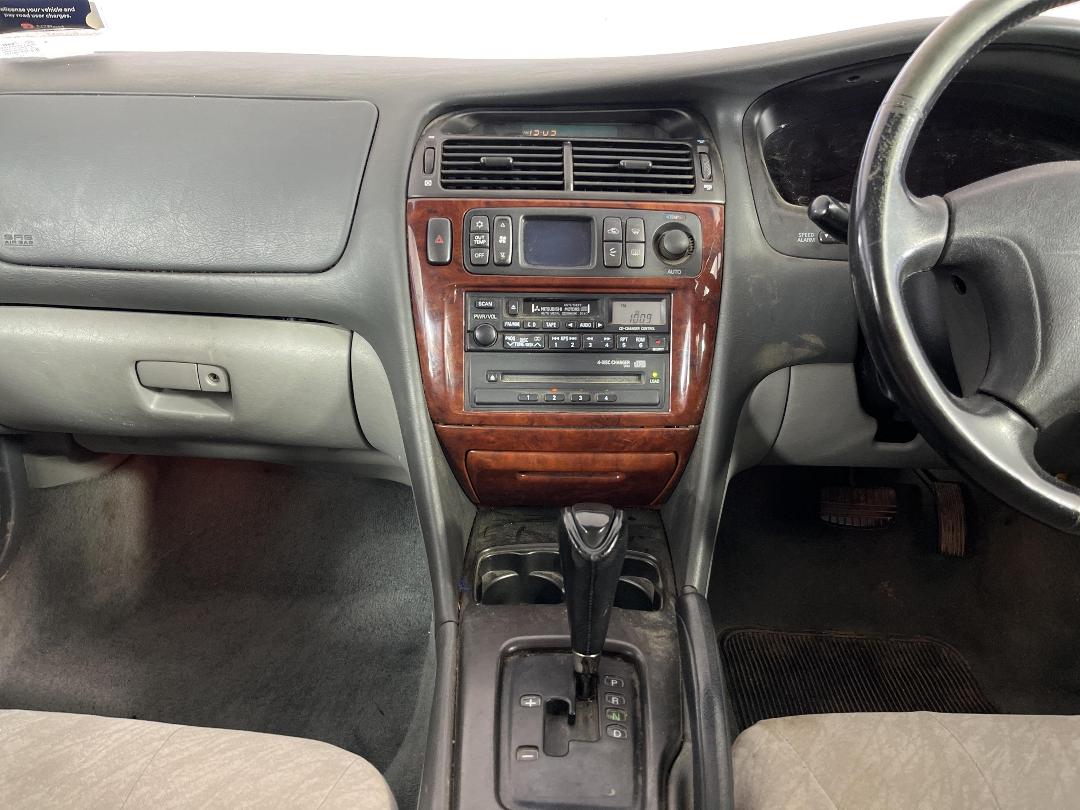 Photo '18' of Mitsubishi Diamante