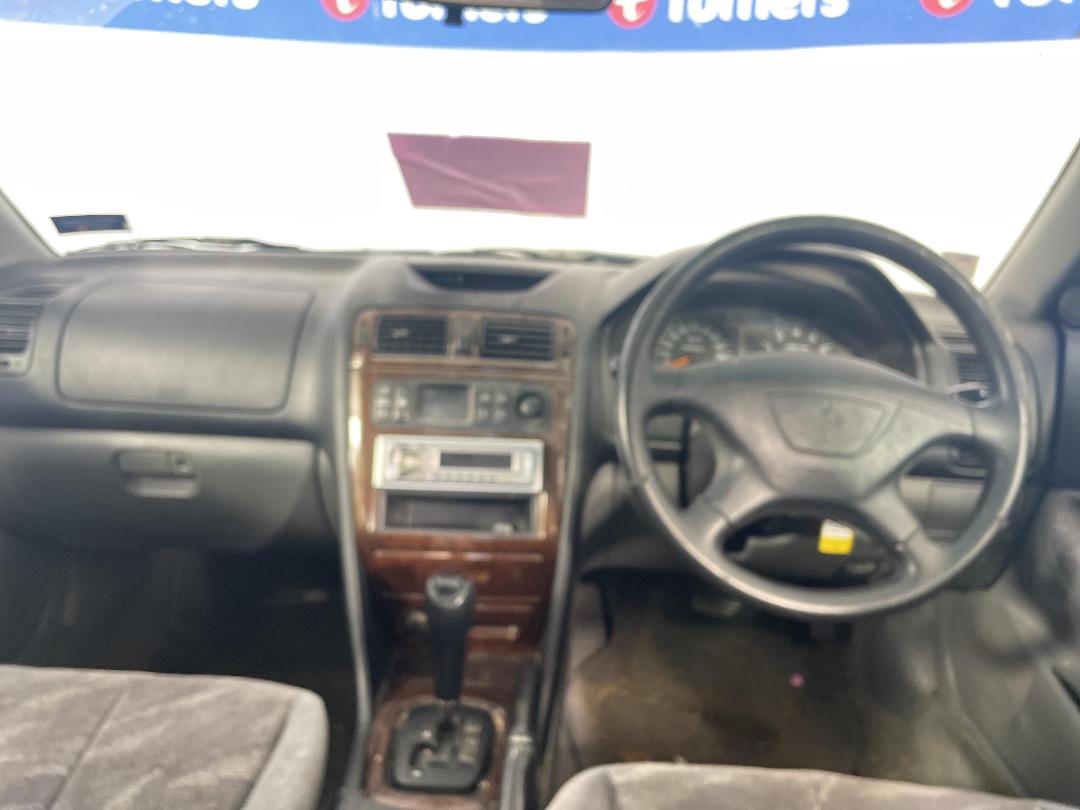 Photo '15' of Mitsubishi Galant SEI