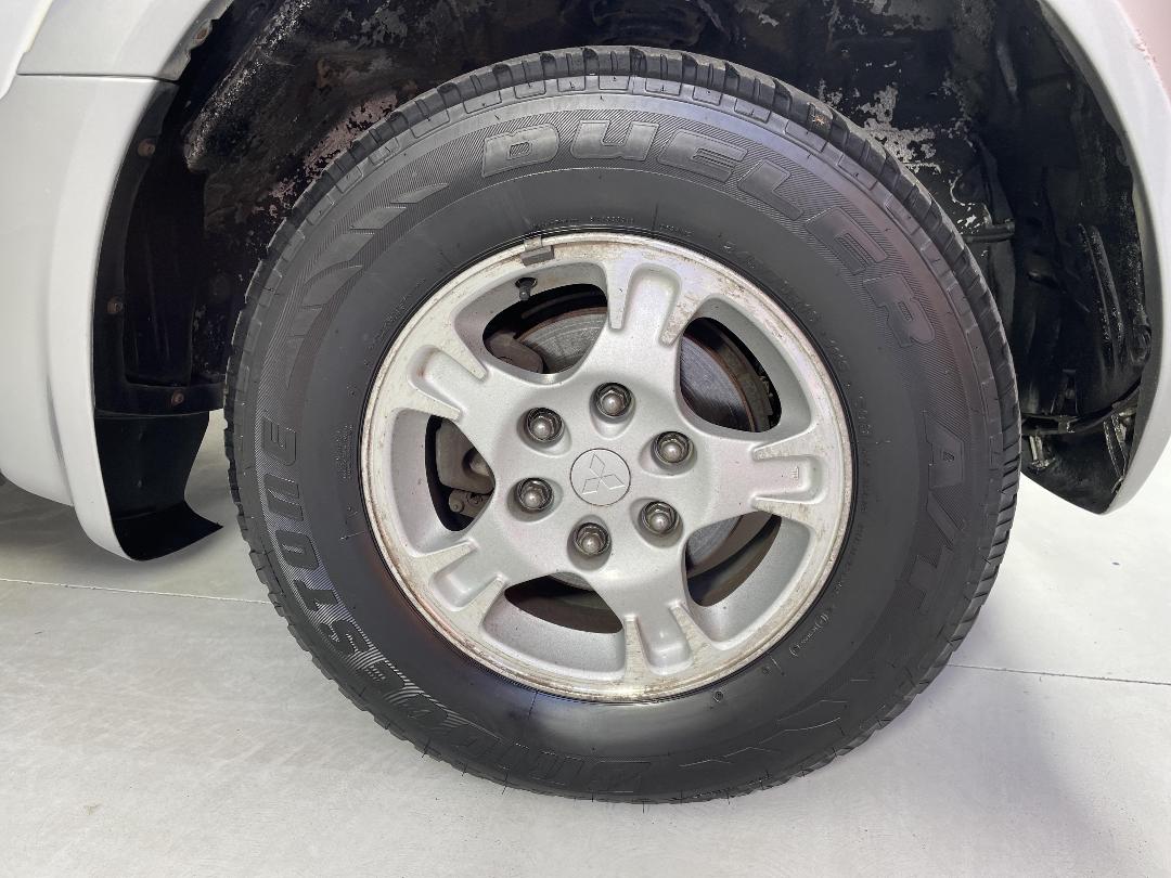 Photo '9' of Mitsubishi Pajero