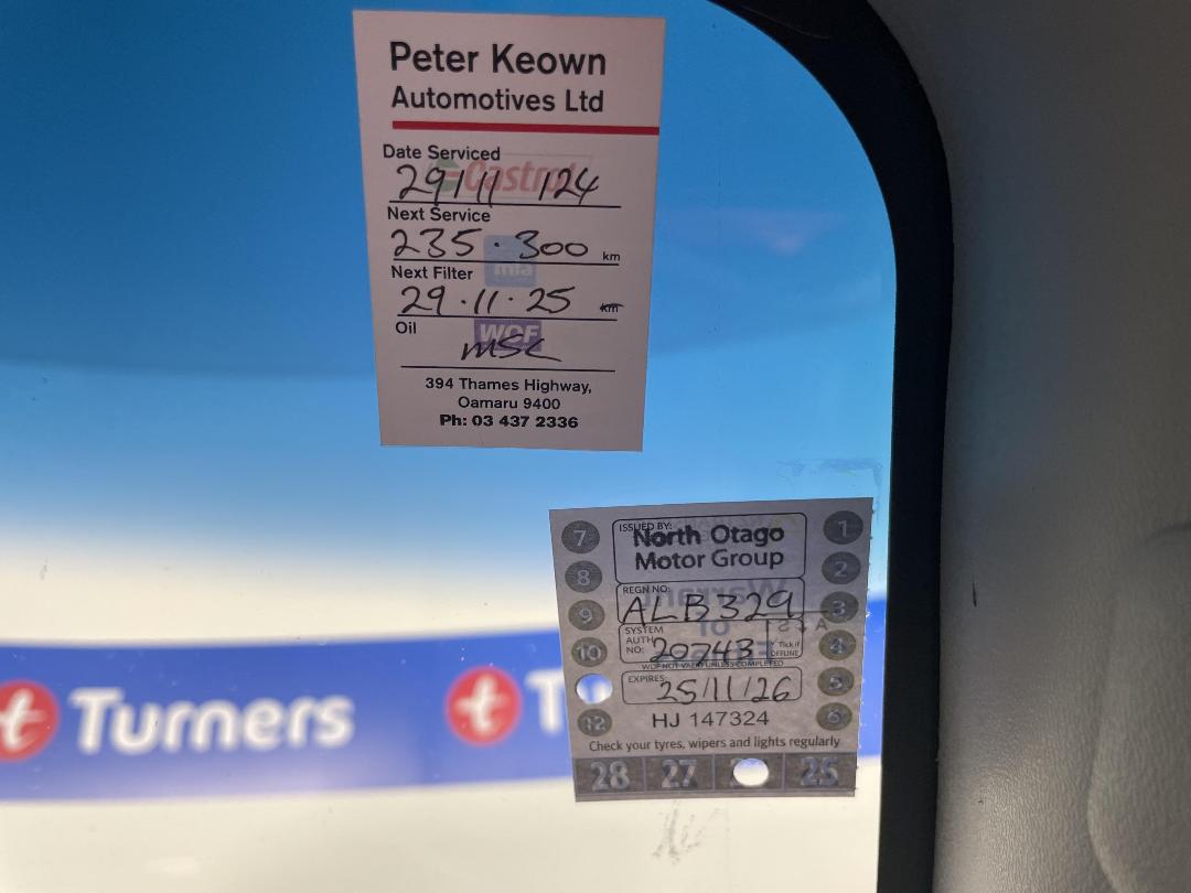 Photo '23' of Mitsubishi Pajero