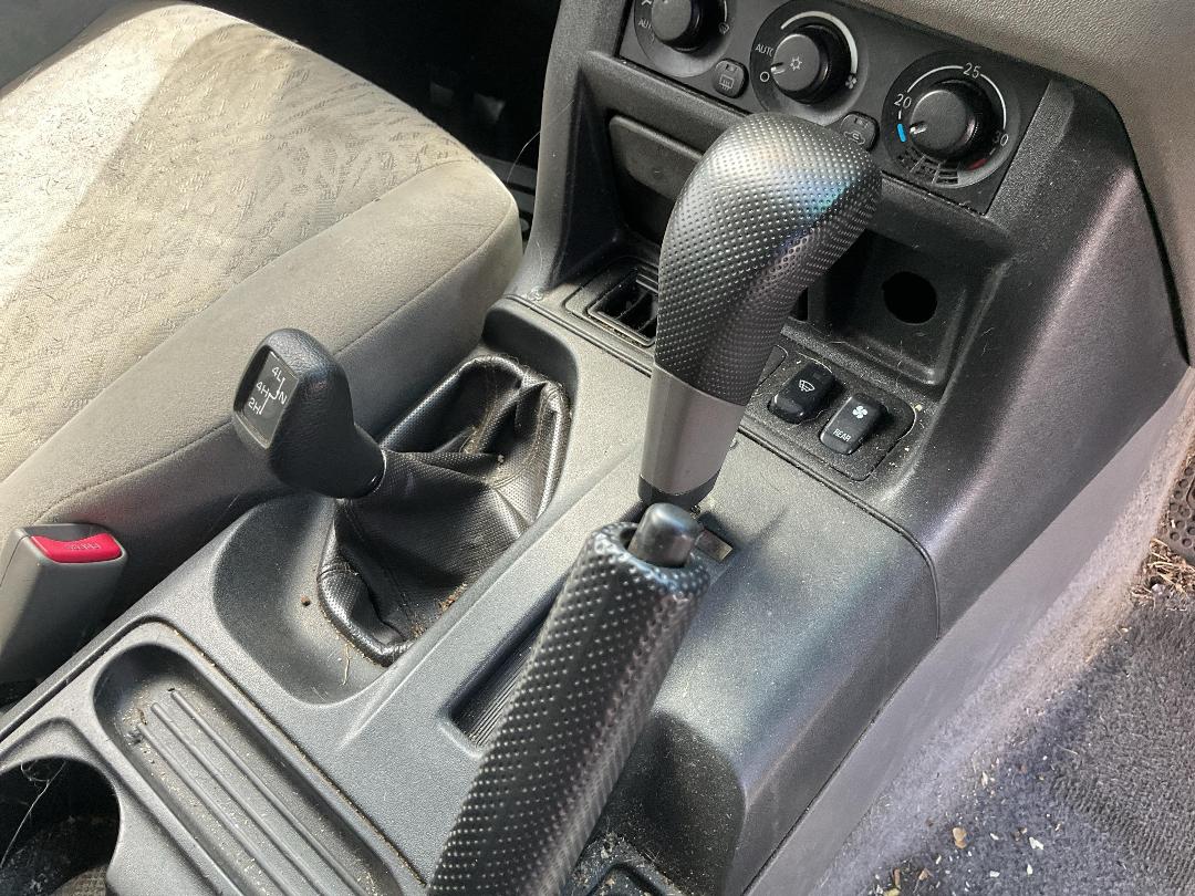 Photo '15' of Mitsubishi Pajero