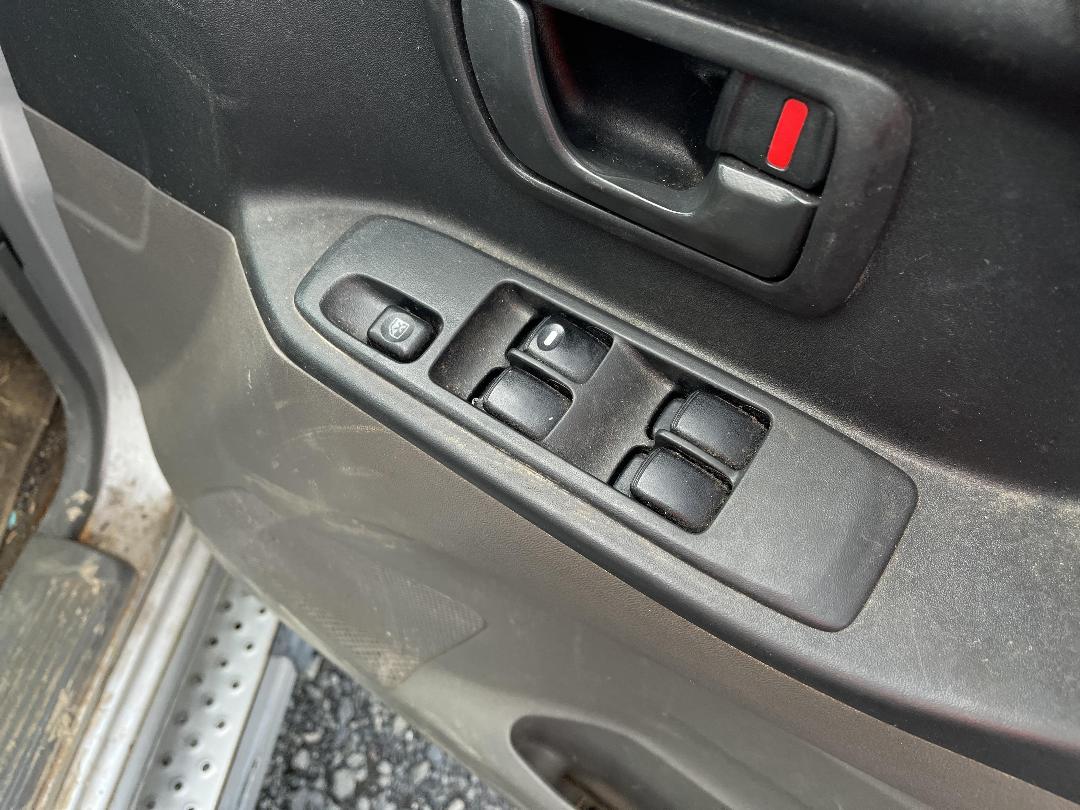 Photo '24' of Mitsubishi Pajero