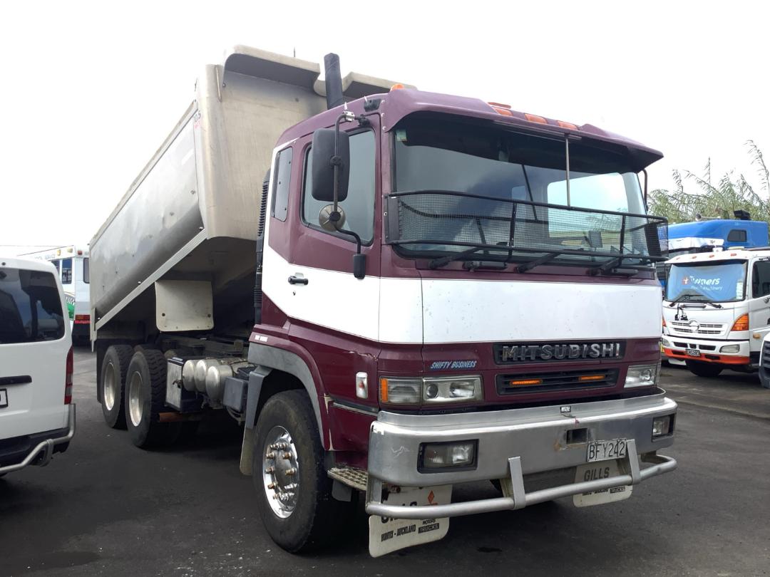 Photo '3' of Mitsubishi Shogun FV430K4 Tipper Photo '3' of Mitsubishi Shogun FV430K4 Tipper