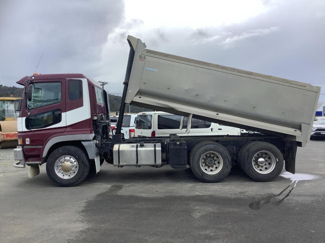 Photo '11' of Mitsubishi Shogun FV430K4 Tipper Photo '11' of Mitsubishi Shogun FV430K4 Tipper