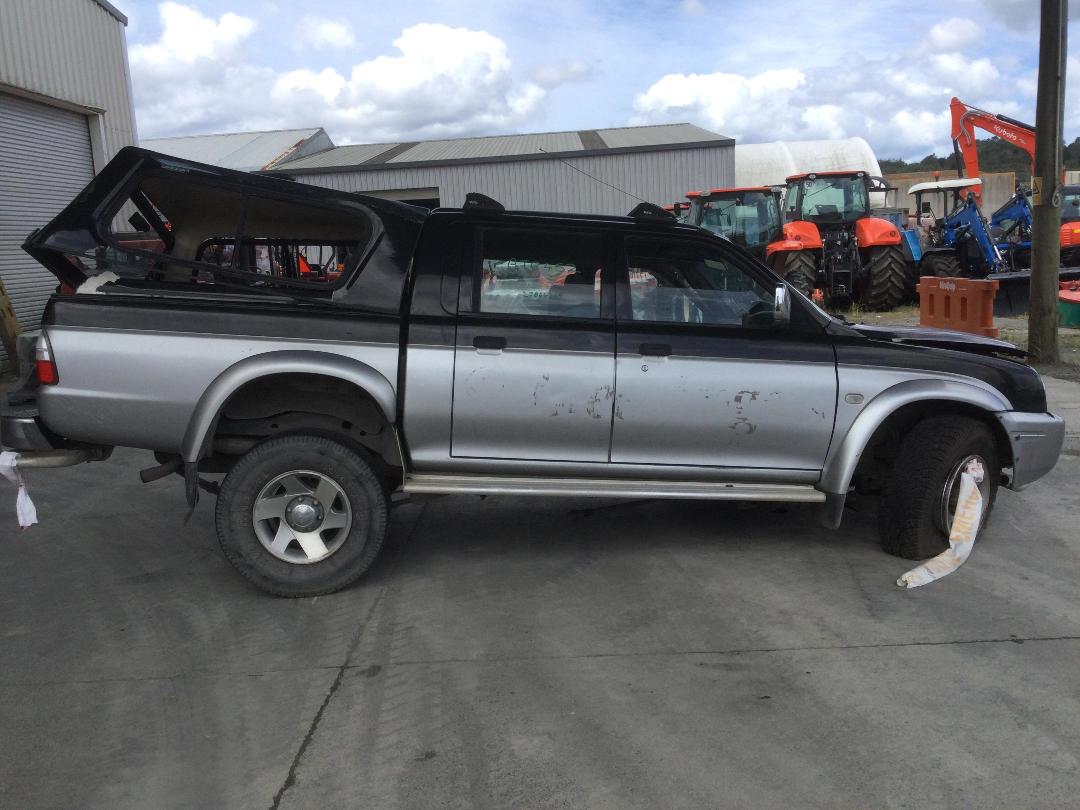 Photo '8' of Mitsubishi Triton D/CAB GLS