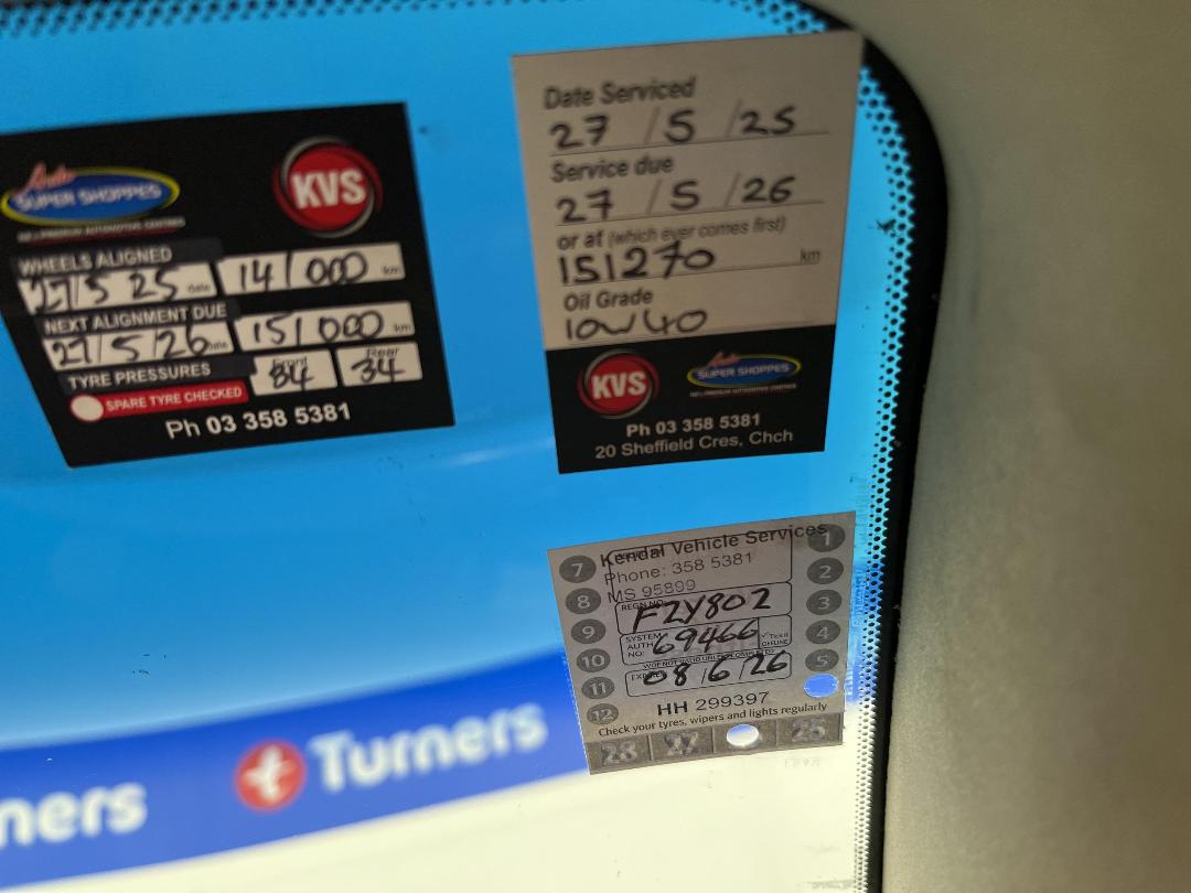 Photo '23' of Nissan Bluebird Photo '23' of Nissan Bluebird