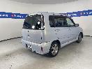 Thumbnail '3' of Nissan Cube