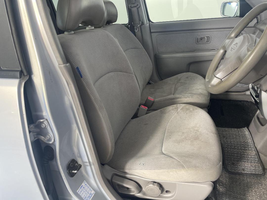 Photo '11' of Nissan Cube