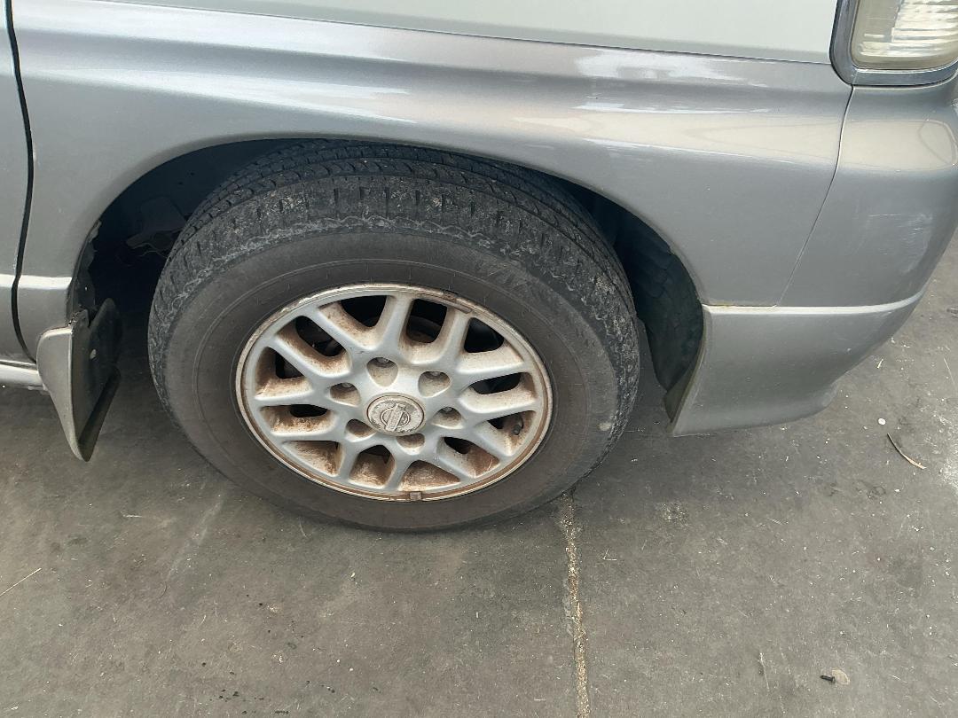 Photo '2' of Nissan Elgrand Photo '2' of Nissan Elgrand