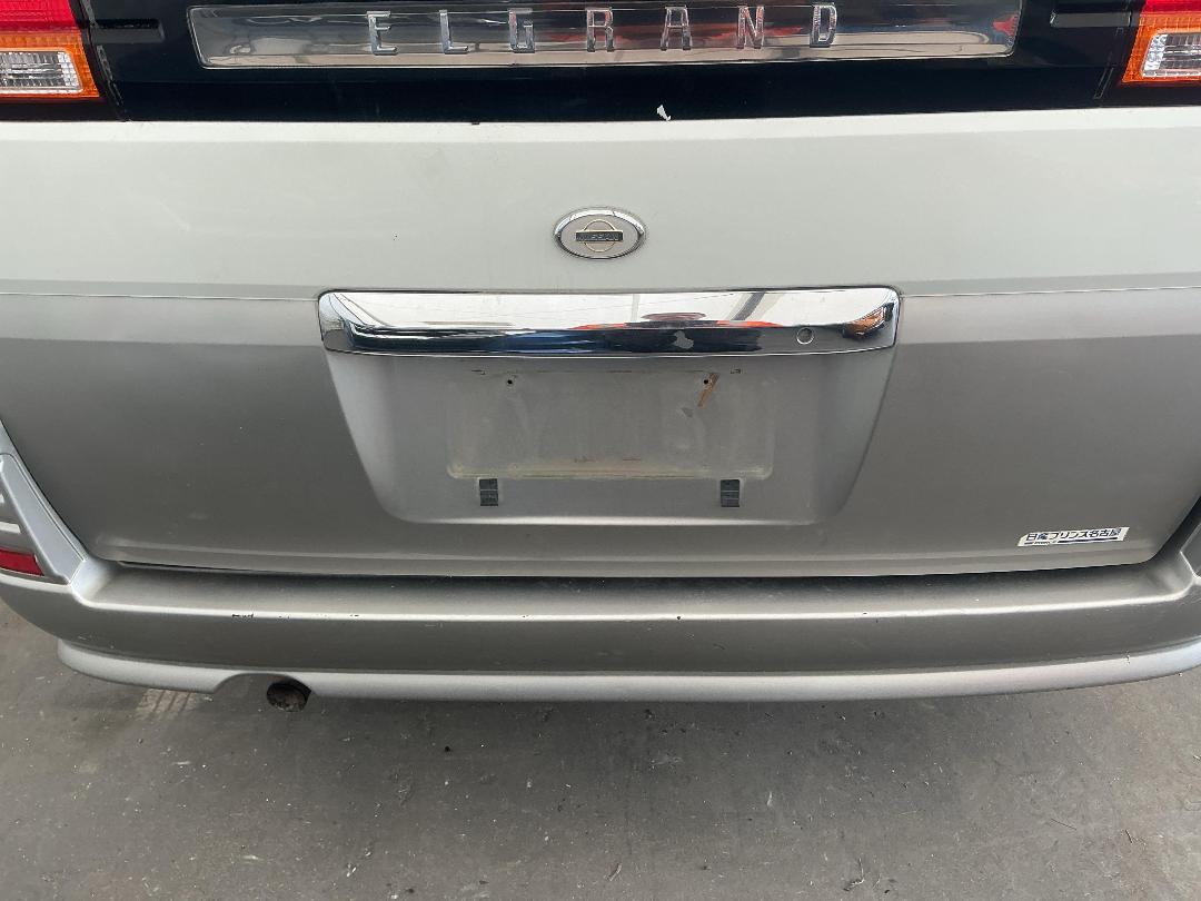 Photo '11' of Nissan Elgrand Photo '11' of Nissan Elgrand