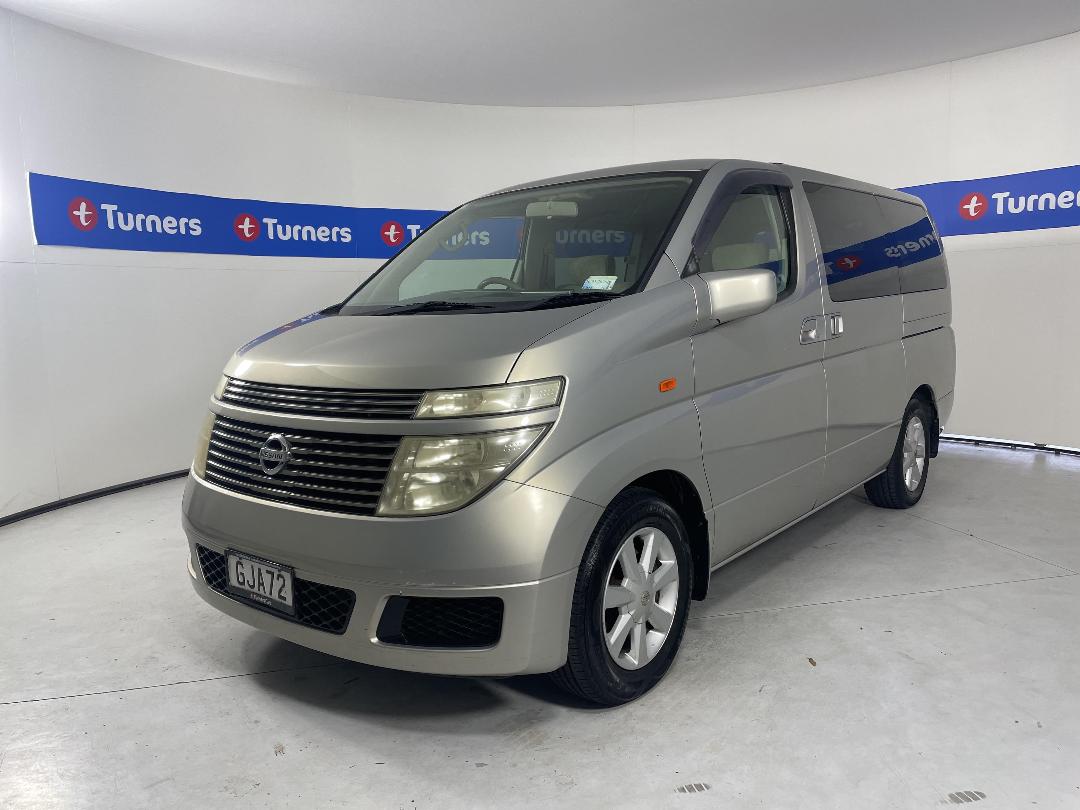 Photo '4' of Nissan Elgrand