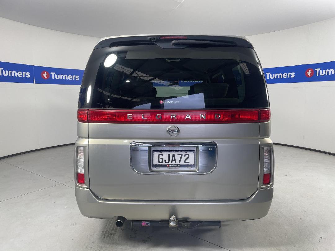 Photo '6' of Nissan Elgrand