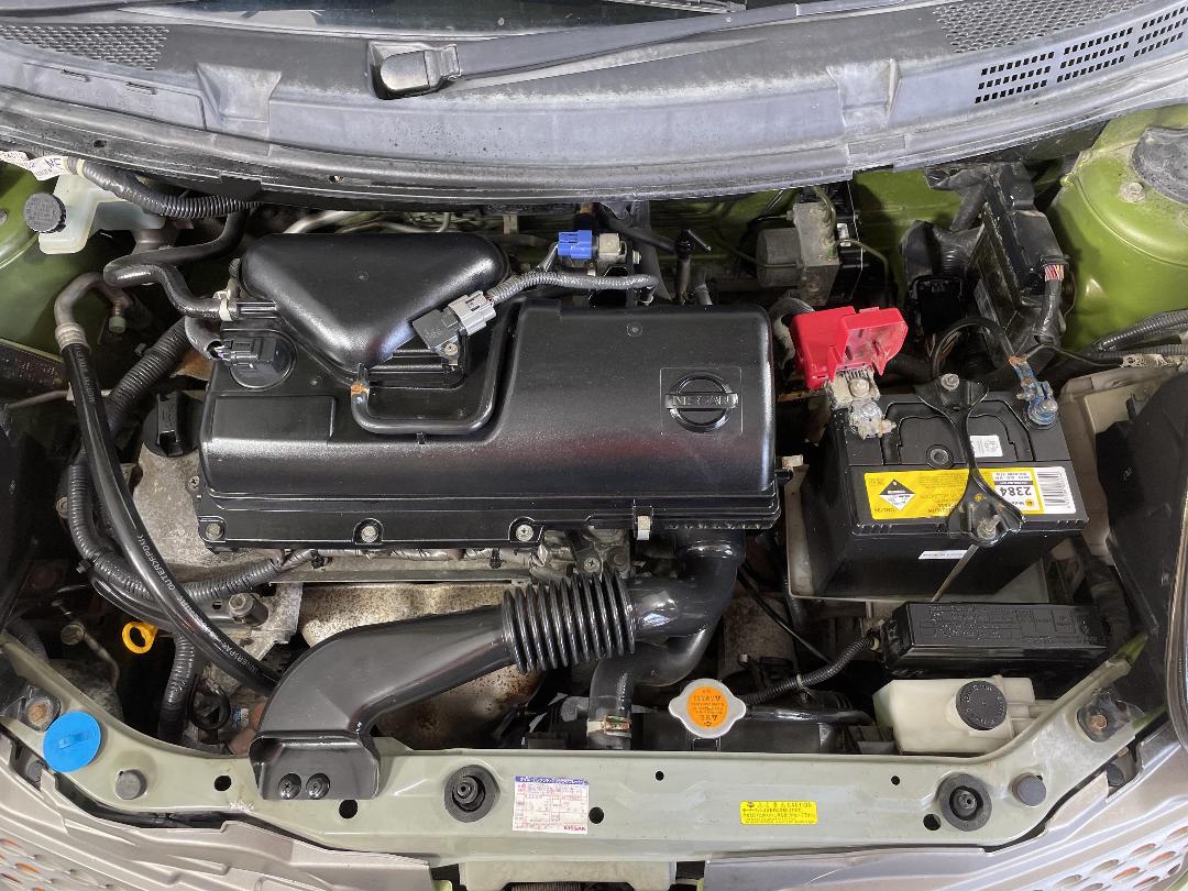 Photo '8' of Nissan March