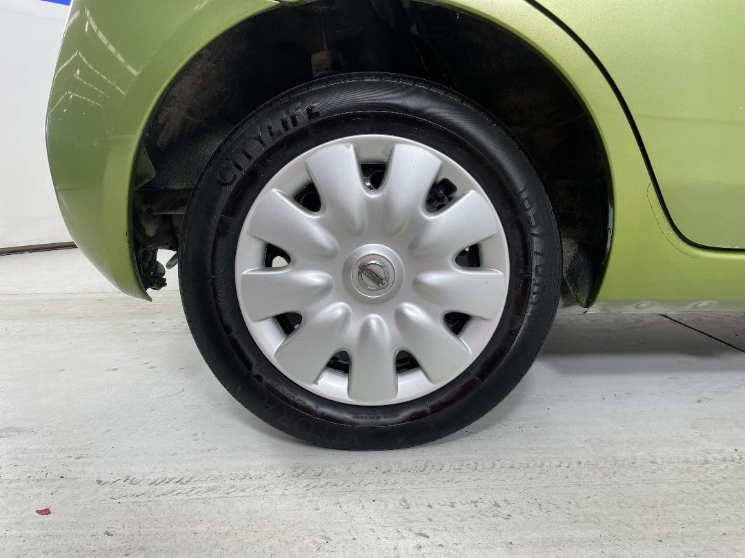 Photo '7' of Nissan March