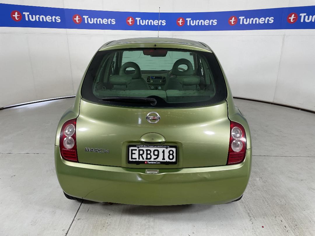 Photo '2' of Nissan March