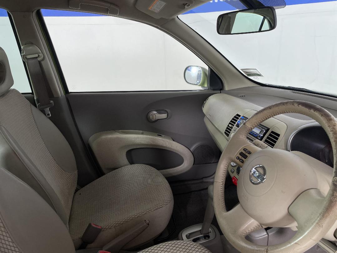 Photo '11' of Nissan March