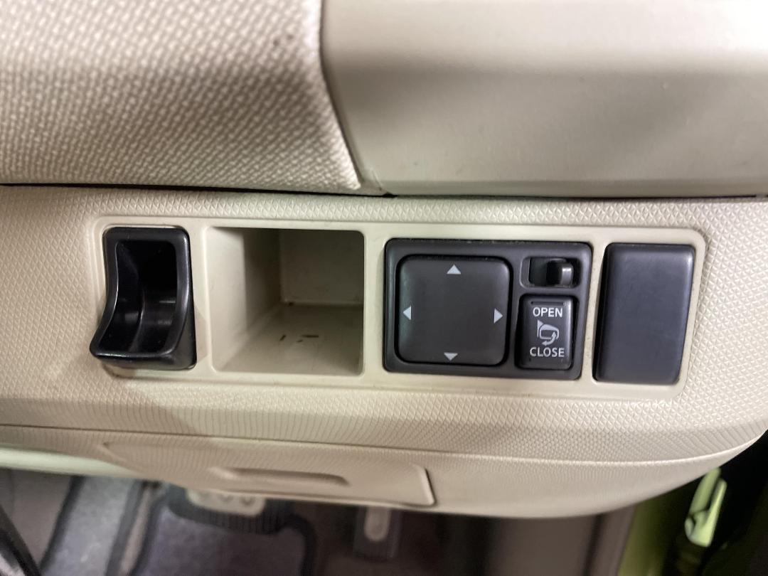 Photo '19' of Nissan March