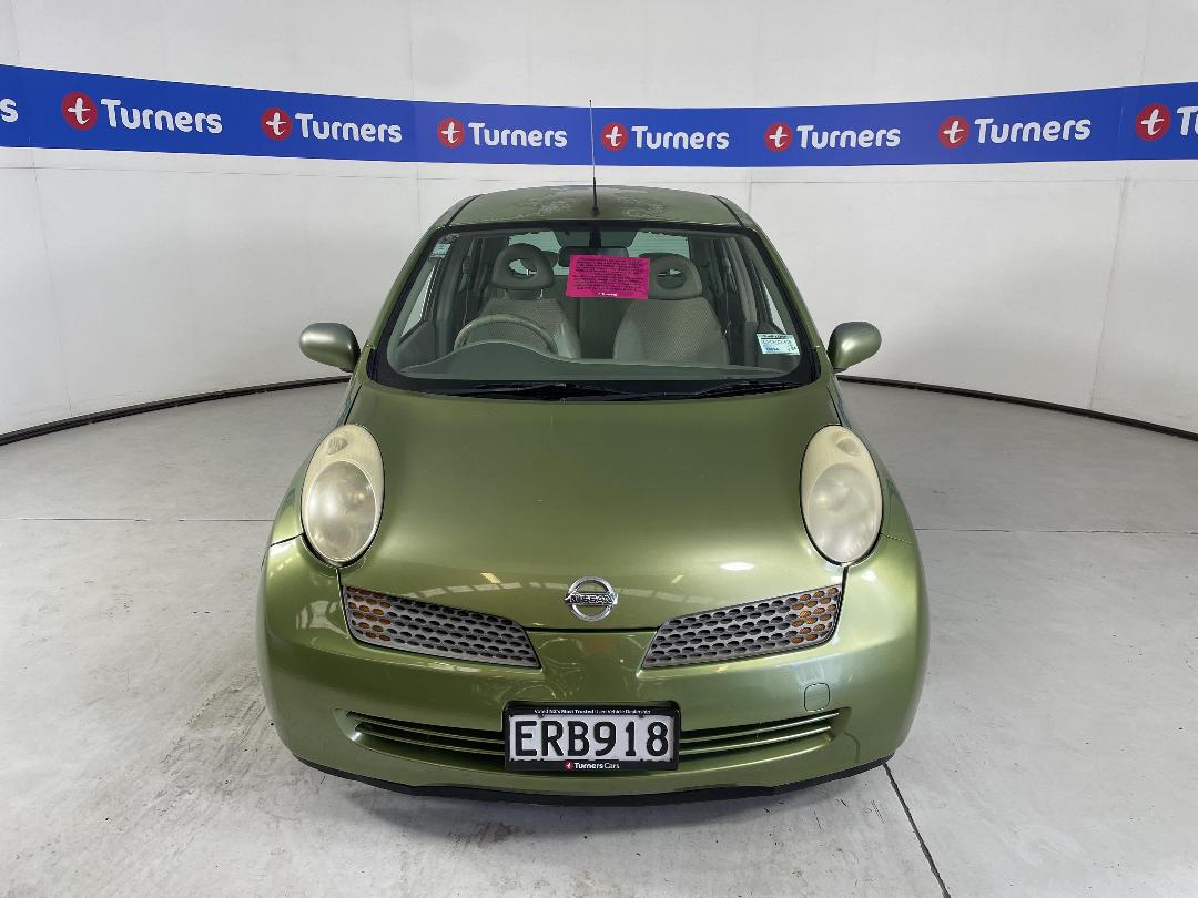 Photo '21' of Nissan March