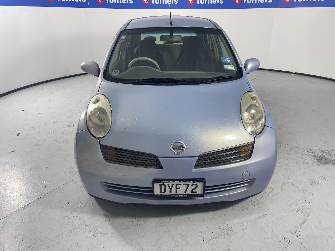 Photo '2' of Nissan March