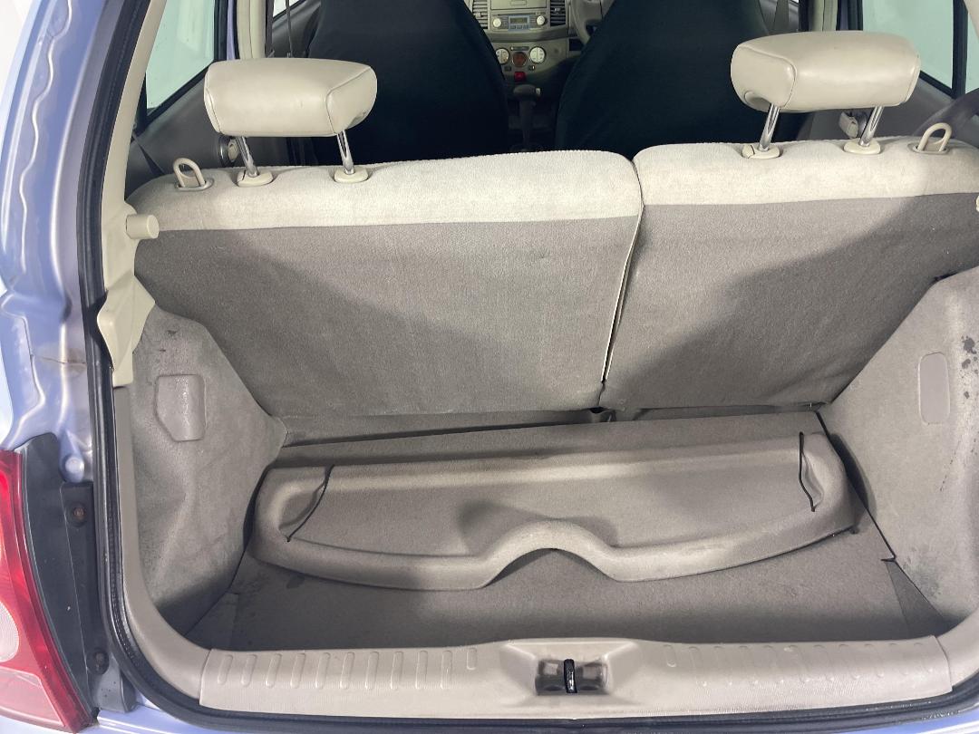 Photo '14' of Nissan March