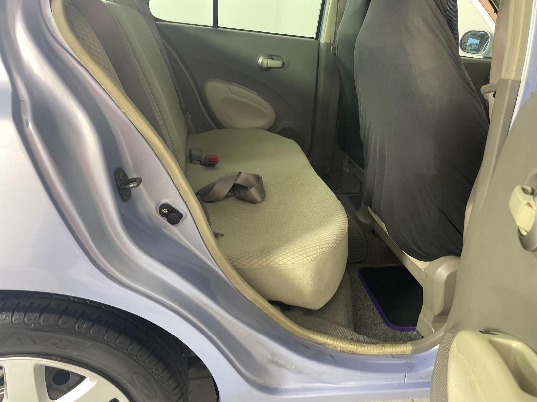 Photo '20' of Nissan March