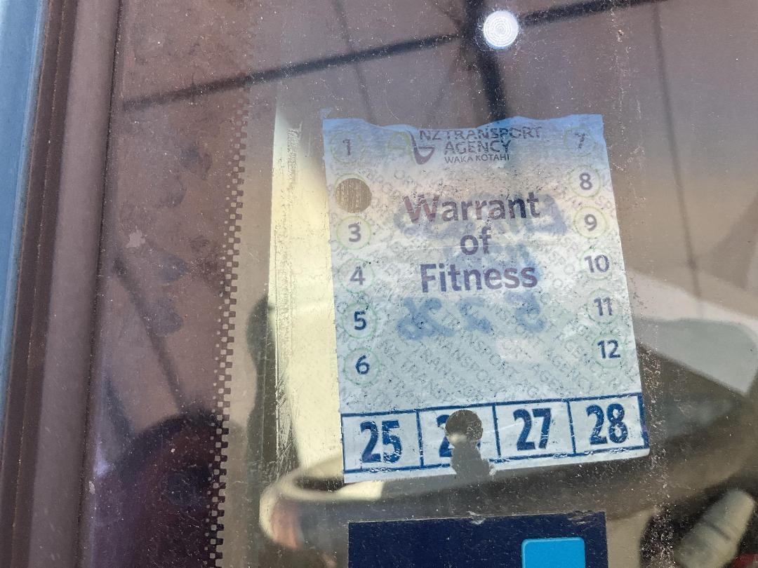 Photo '25' of Nissan March