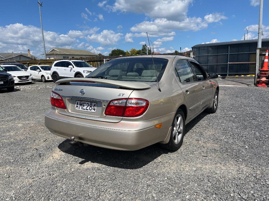 Photo '6' of Nissan Maxima ST F/Lift