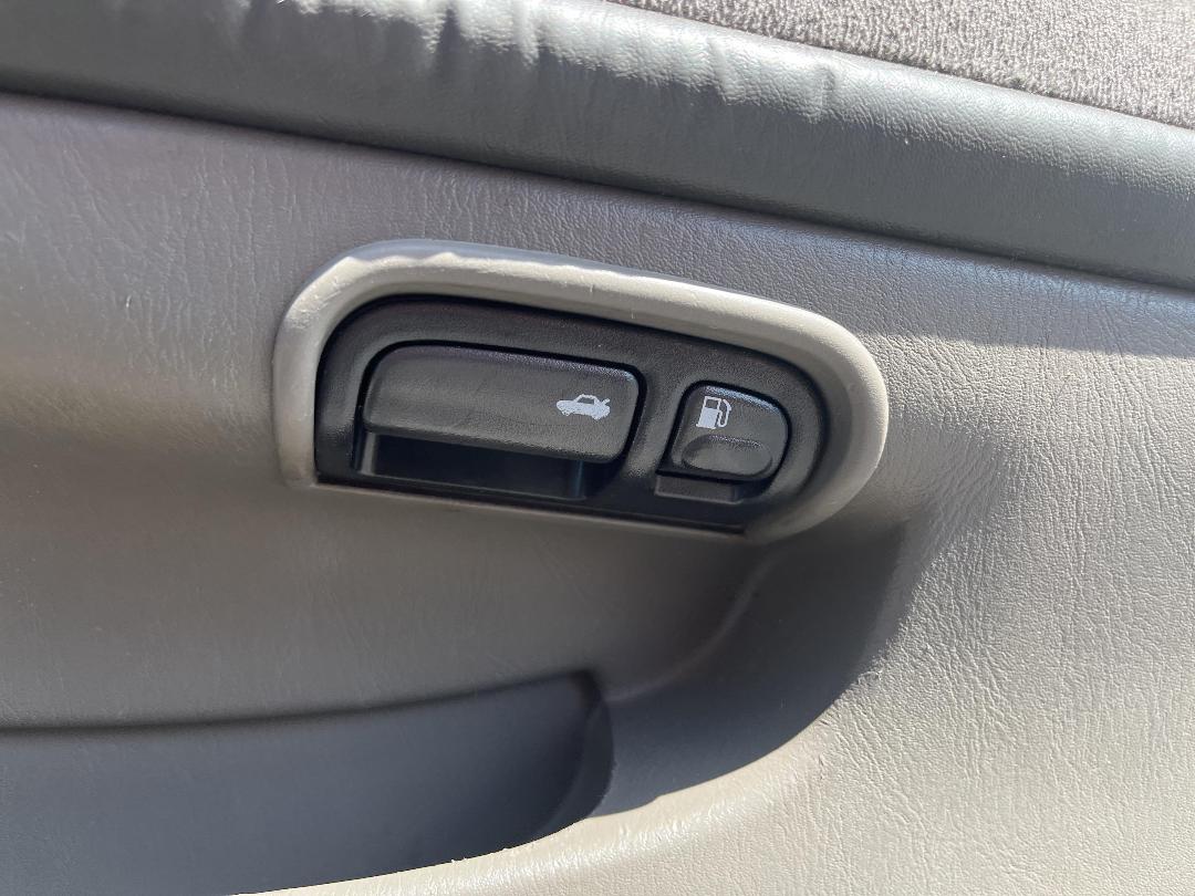 Photo '23' of Nissan Maxima ST F/Lift