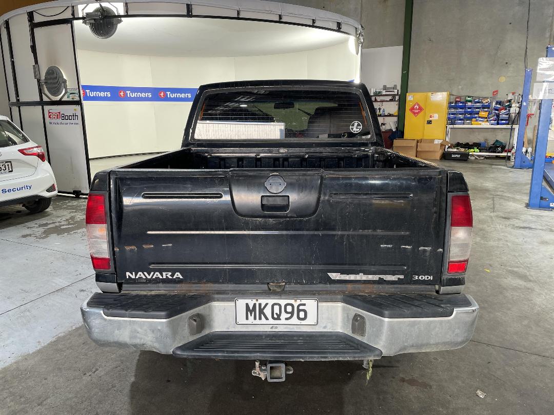 Photo '9' of Nissan Navara D/C W/S Vent Photo '9' of Nissan Navara D/C W/S Vent