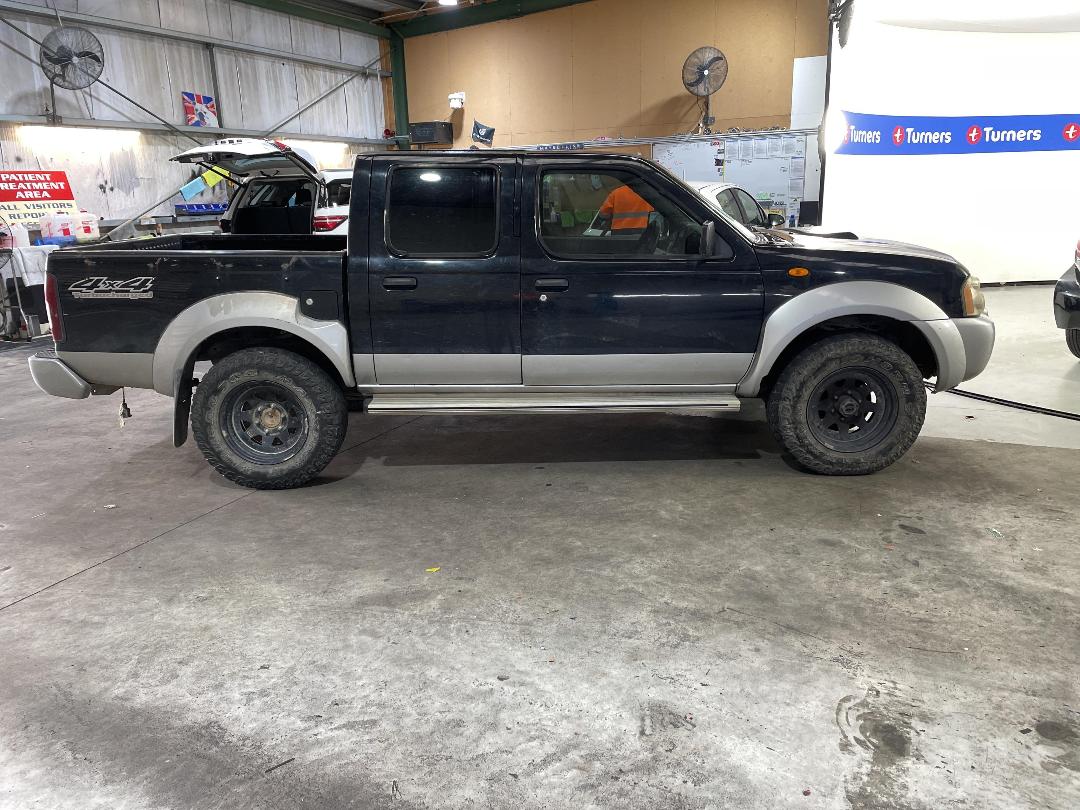 Photo '21' of Nissan Navara D/C W/S Vent Photo '21' of Nissan Navara D/C W/S Vent