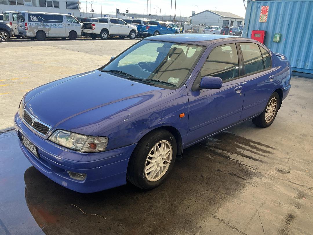 Photo '9' of Nissan Primera GXE