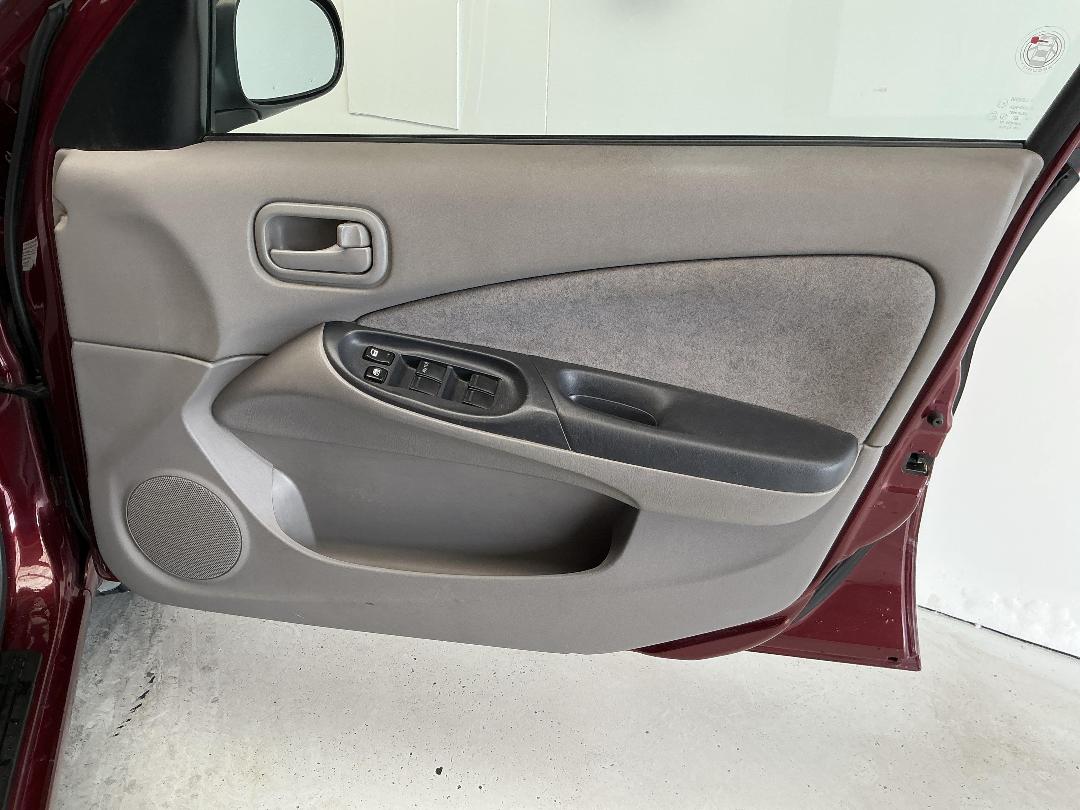 Photo '15' of Nissan Pulsar