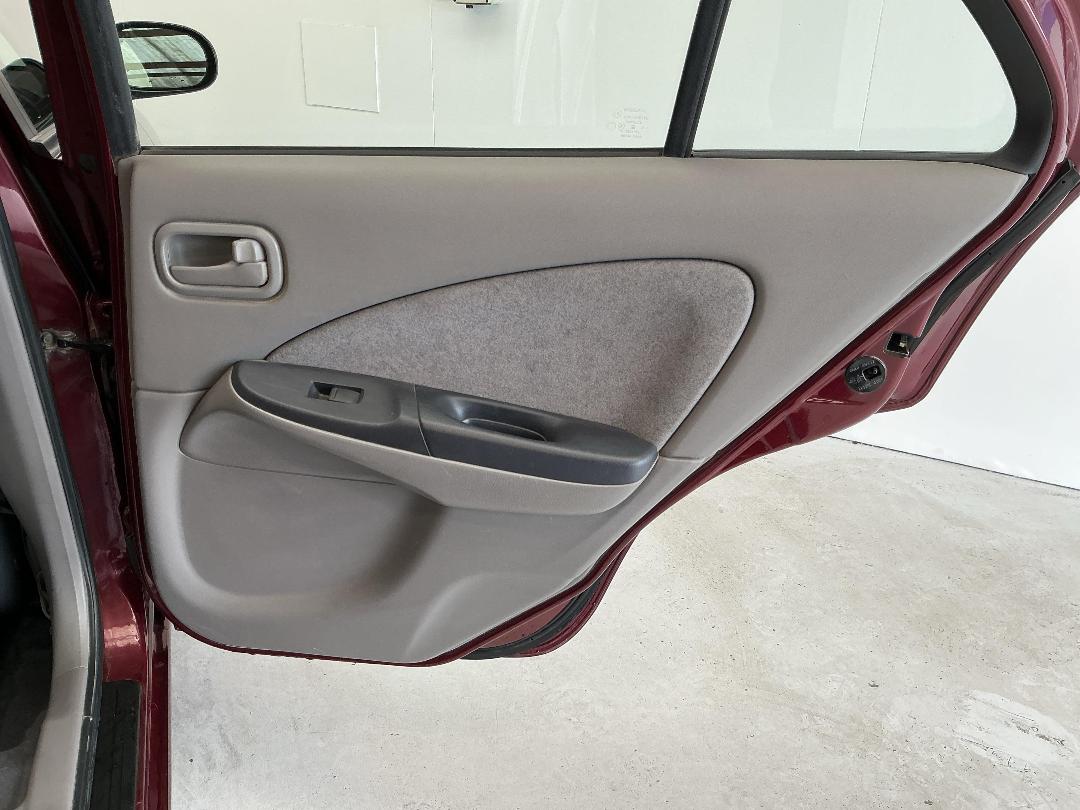 Photo '19' of Nissan Pulsar