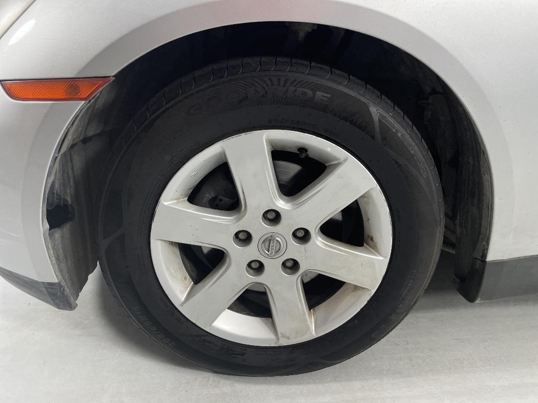 Photo '10' of Nissan Skyline Photo '10' of Nissan Skyline