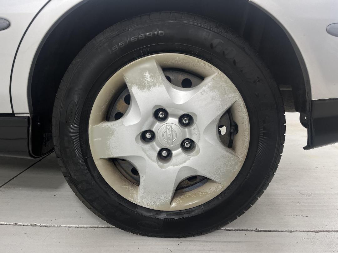 Photo '11' of Nissan Tino Photo '11' of Nissan Tino