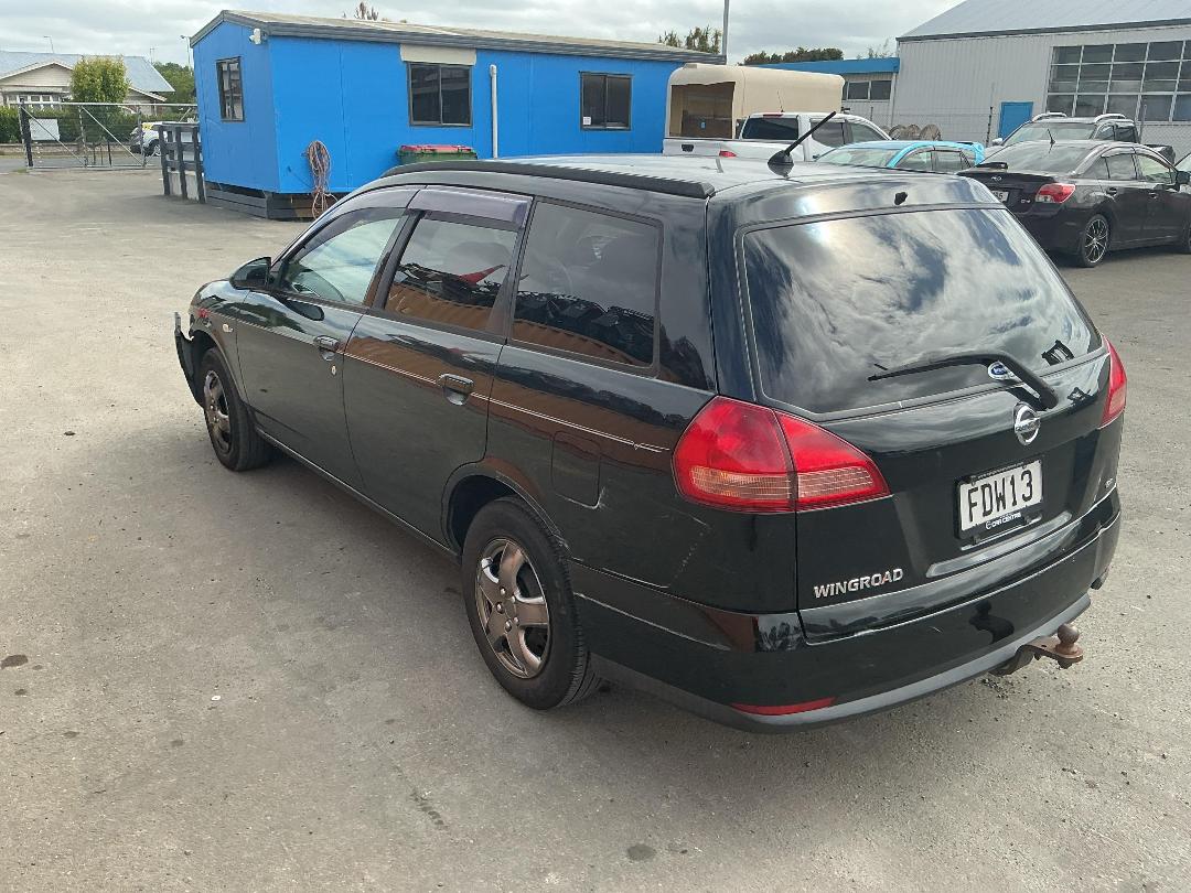 Photo '4' of Nissan Wingroad Photo '4' of Nissan Wingroad