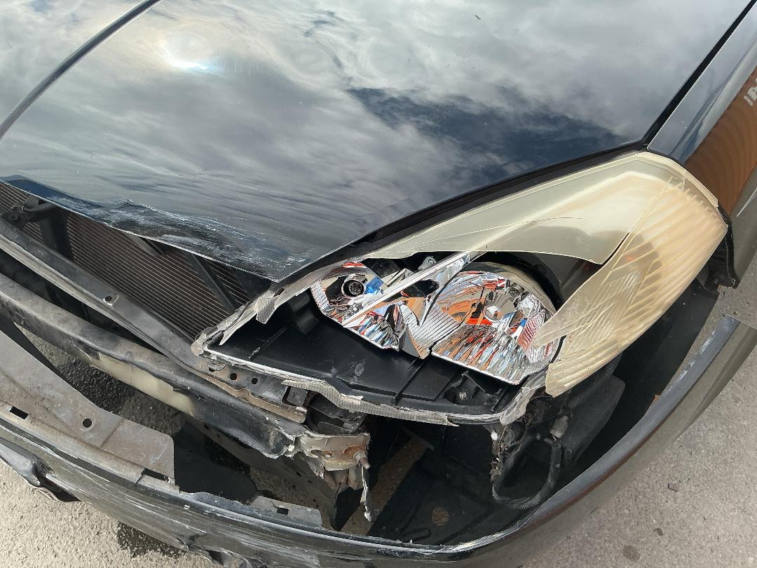 Photo '9' of Nissan Wingroad Photo '9' of Nissan Wingroad