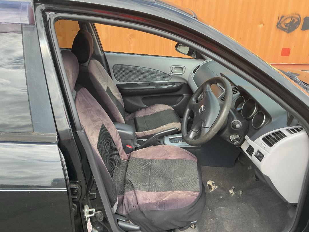 Photo '15' of Nissan Wingroad Photo '15' of Nissan Wingroad