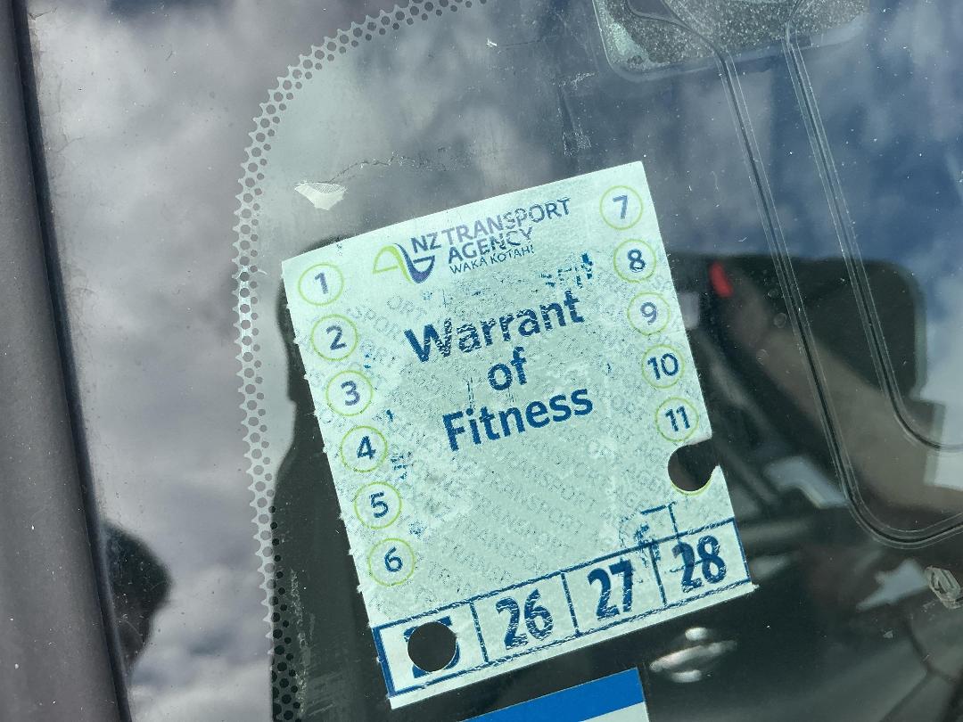 Photo '18' of Nissan Wingroad Photo '18' of Nissan Wingroad