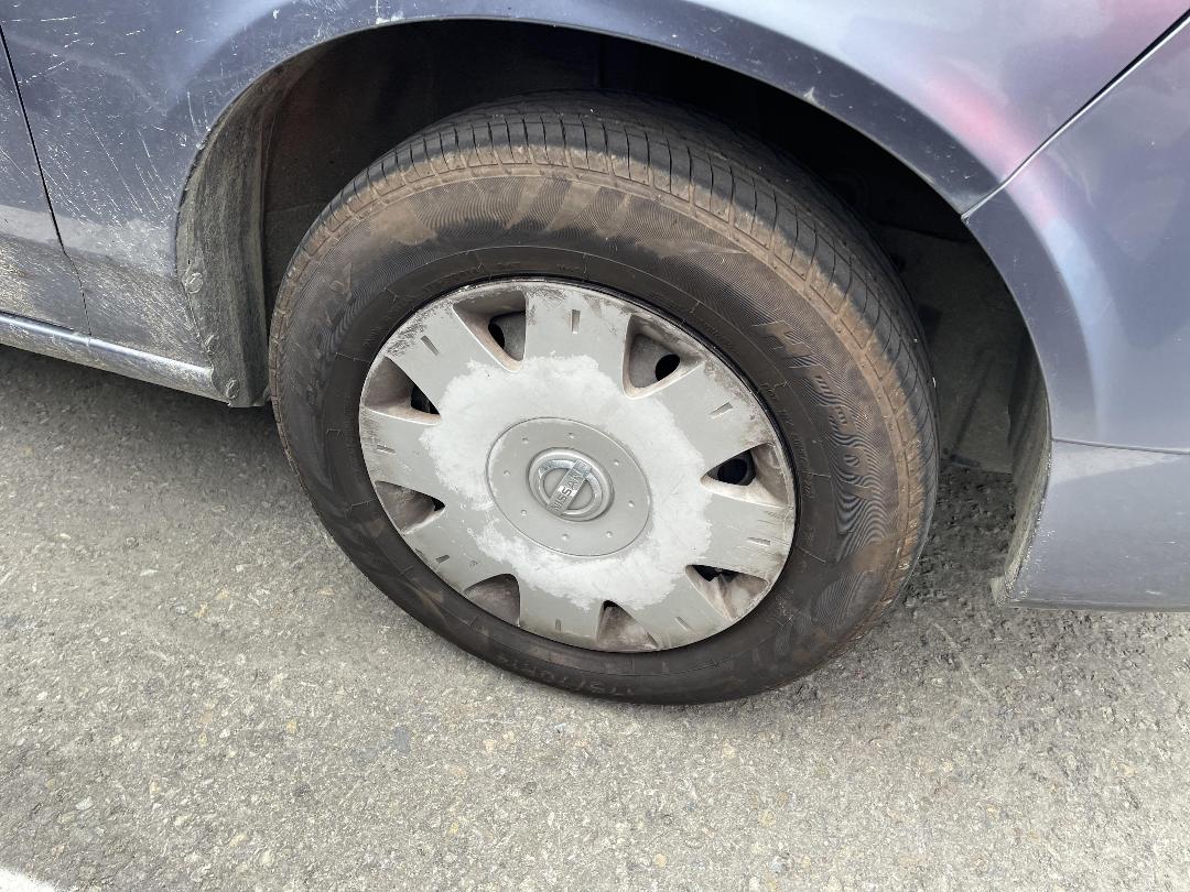 Photo '2' of Nissan Wingroad