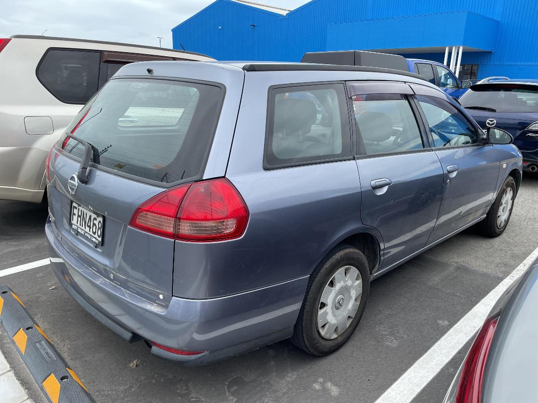 Photo '7' of Nissan Wingroad