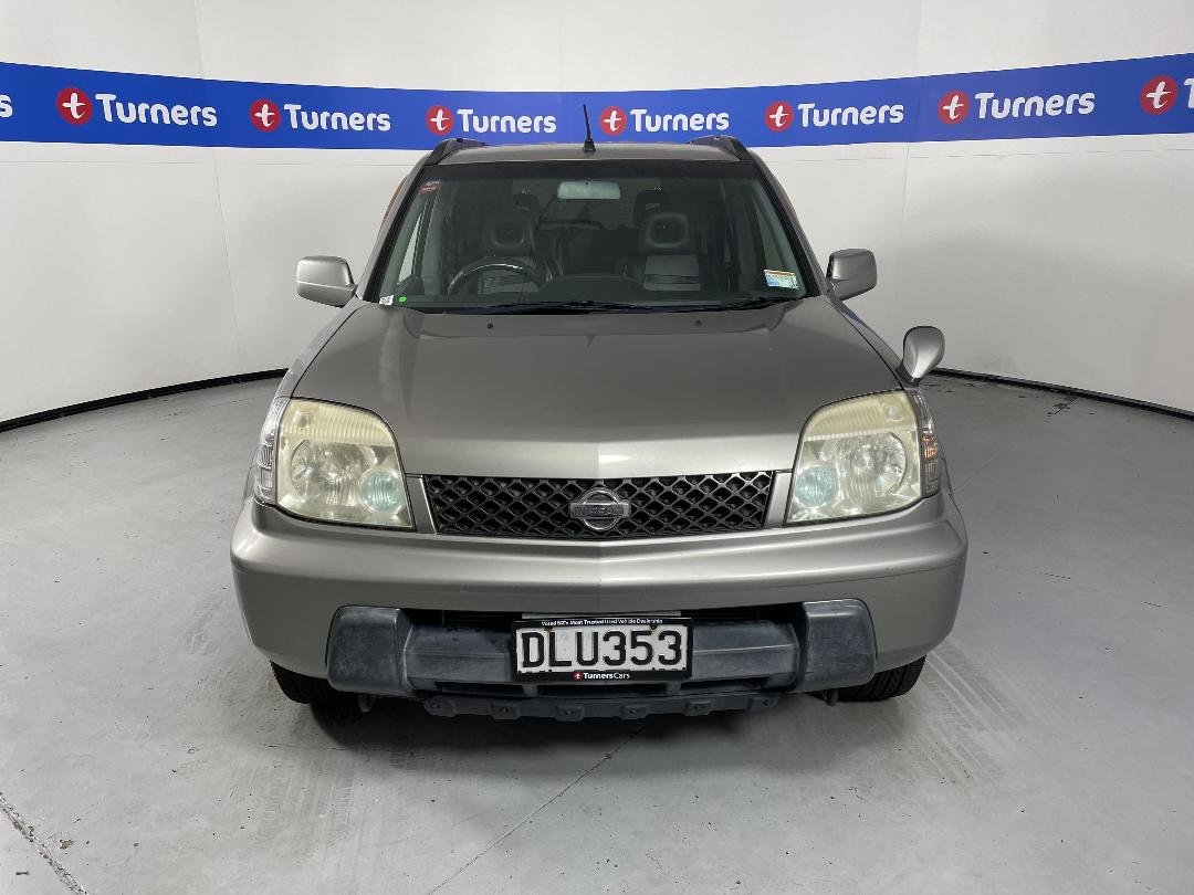 Photo '2' of Nissan X-Trail