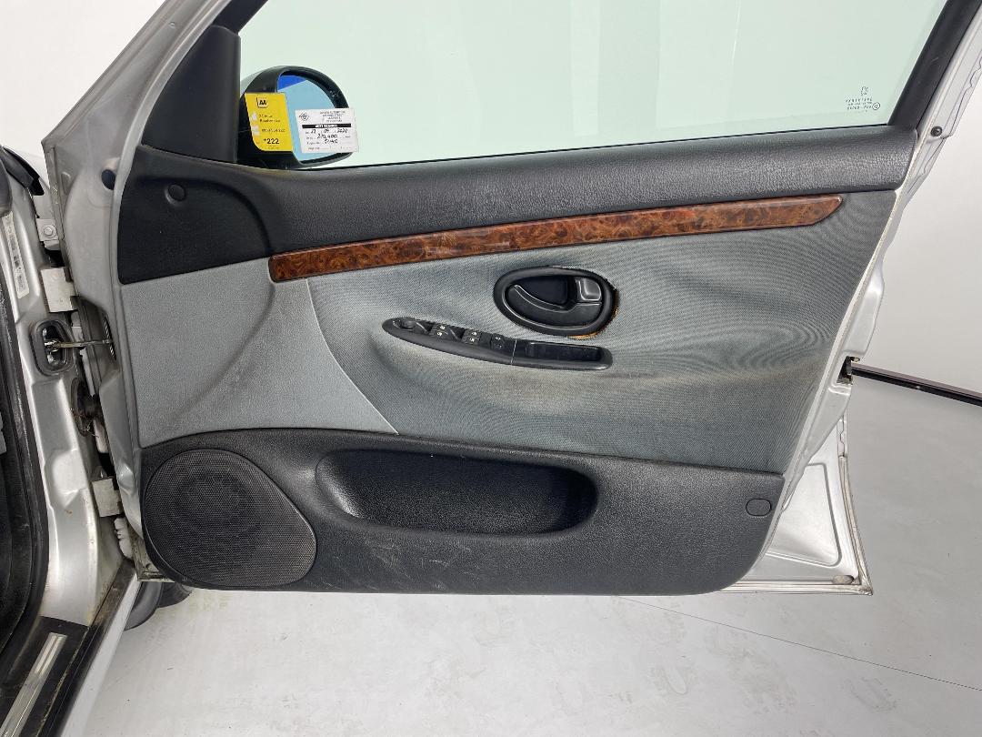 Photo '15' of Peugeot 406 Photo '15' of Peugeot 406