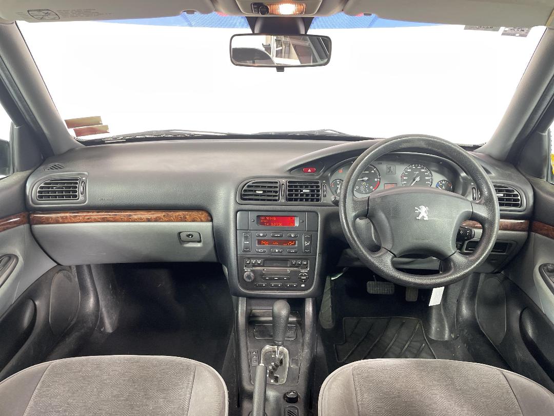 Photo '17' of Peugeot 406 Photo '17' of Peugeot 406