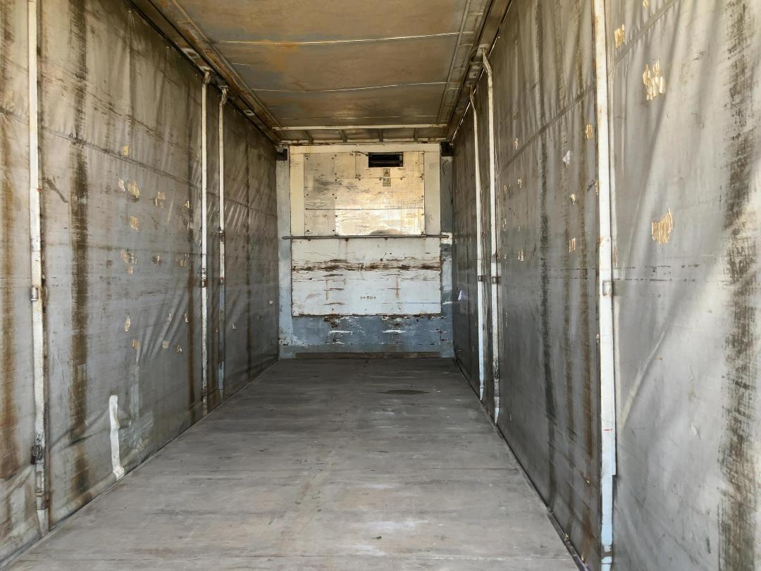 Photo '21' of ROADMASTER FG 4A-93 Curtain/Chiller Full